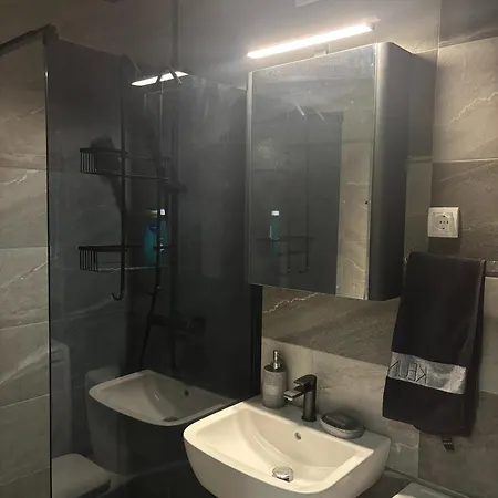 Urban Yard Retreat *