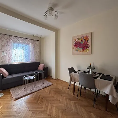 Appartamento Urban Yard Retreat