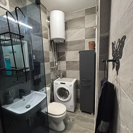 Urban Yard Retreat Belgrad